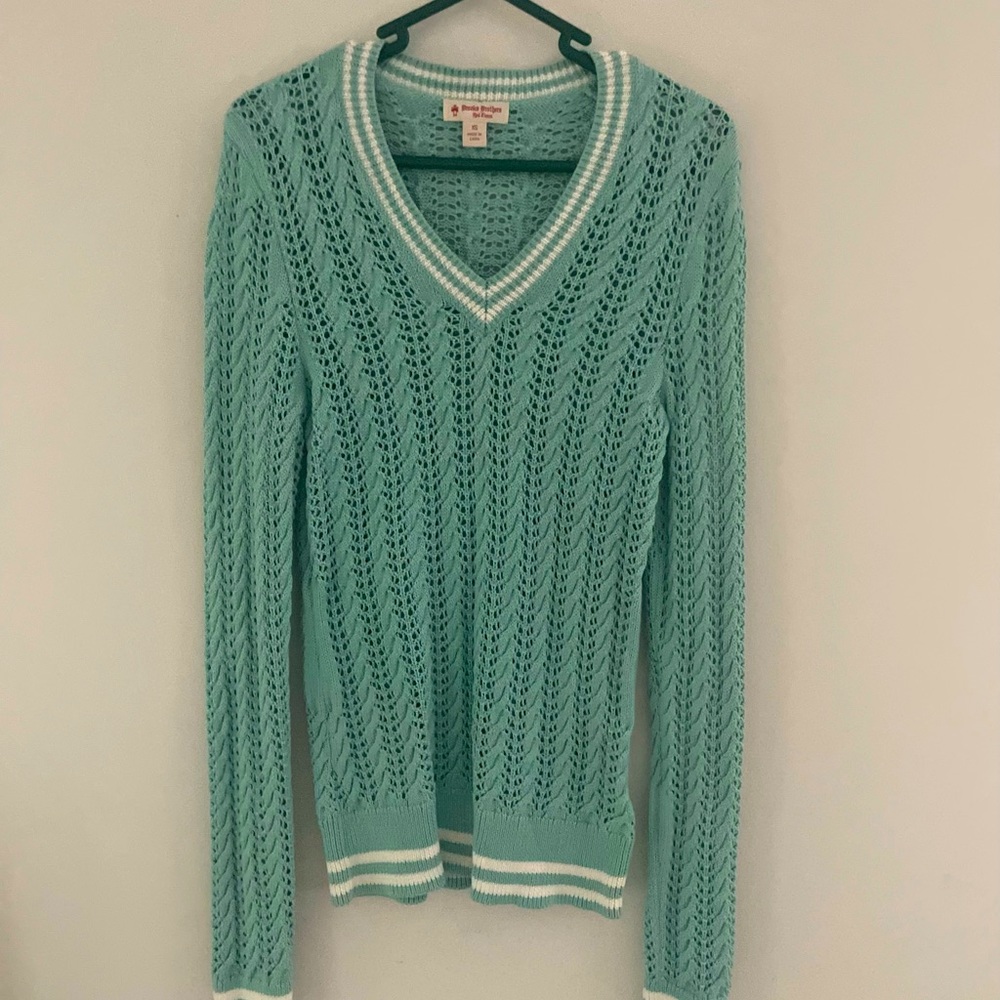 Never worn light weight sweater